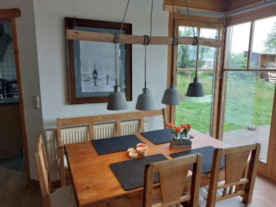 Kuckucksnest - Ferienwohnung Welschneudorf Exterior foto
